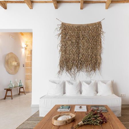 S'Enclova Petit Hotel ซิวตาเดญา ภายนอก รูปภาพ